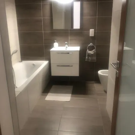 Spinola Bay Splendour-double Private Bathroom